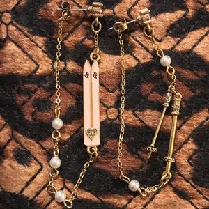 Ski & Pole Snow Bunny Betsey Johnson Earrings!⛷❄️